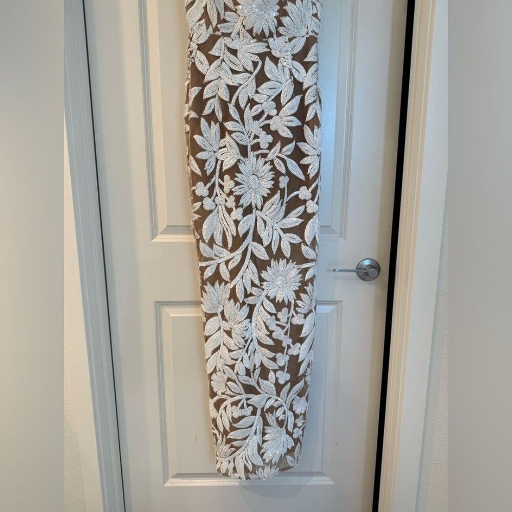 NEW Bronx and Banco Dahlia Maxi Dress in White Silver Floral Strapless - Picture 10 of 12
